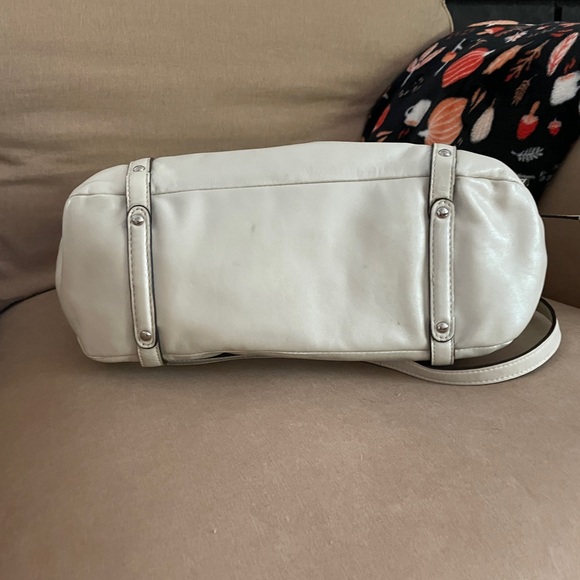 Coach Handbag - Picture 2 of 4